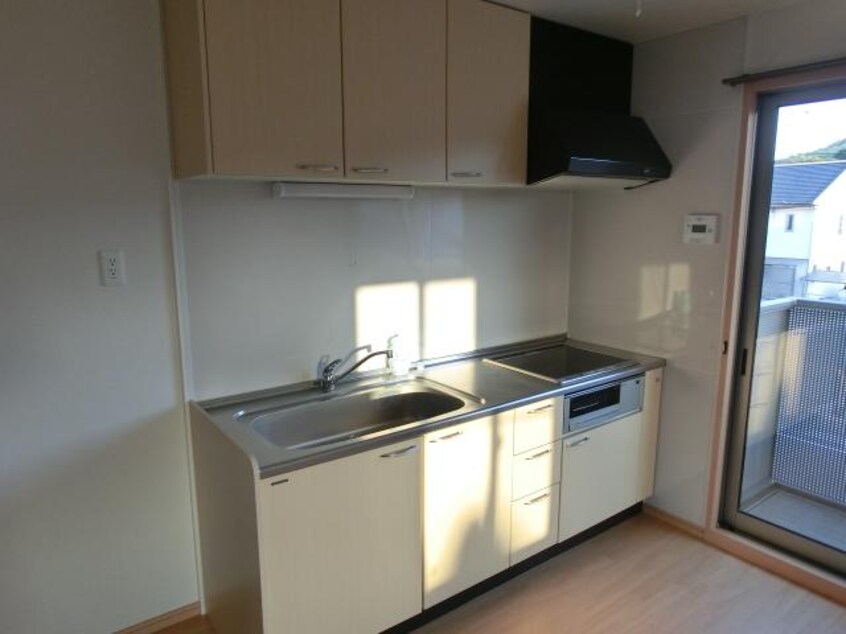 キッチン 宇野線<宇野みなと線>/茶屋町駅 徒歩30分 1階 築15年