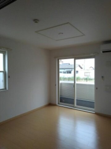  山陽本線（中国）/新倉敷駅 バス27分黒崎下車:停歩5分 1階 築15年