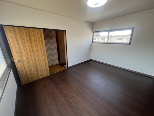  山陽本線（中国）/新倉敷駅 徒歩65分 1階 築52年