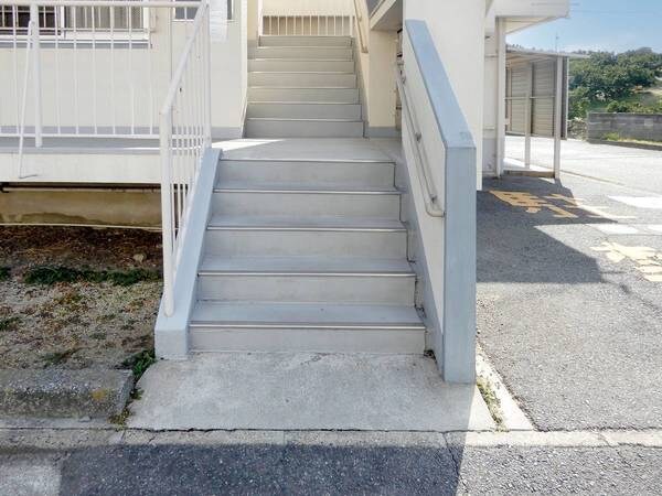  山陽本線（中国）/新倉敷駅 バス11分井笠バスカンパニー玉島協同病院前下車:停歩6分 1階 築56年