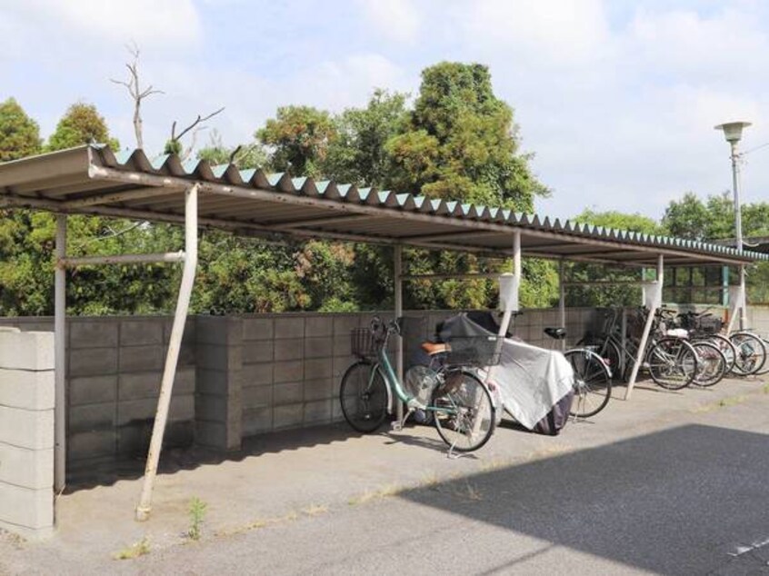  山陽本線（中国）/新倉敷駅 バス11分井笠バスカンパニー玉島協同病院前下車:停歩6分 1階 築56年
