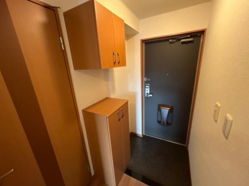 玄関 山陽本線（中国）/西阿知駅 徒歩9分 2階 築18年