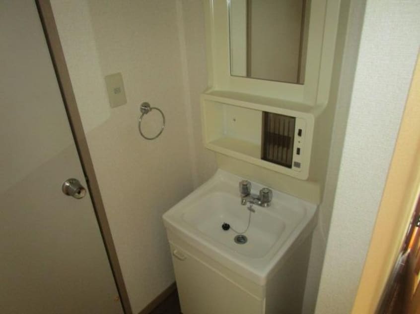  山陽本線（中国）/西阿知駅 徒歩16分 2階 築30年