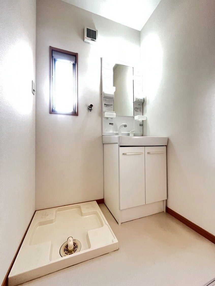  山陽本線（中国）/新倉敷駅 徒歩18分 1階 築12年