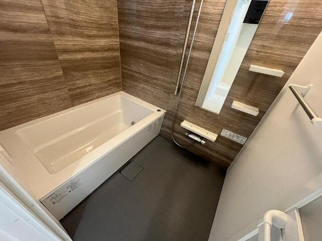 バス／シャワールーム等 山陽本線（中国）/倉敷駅 バス15分倉敷南高校入口下車:停歩10分 2階 築2年