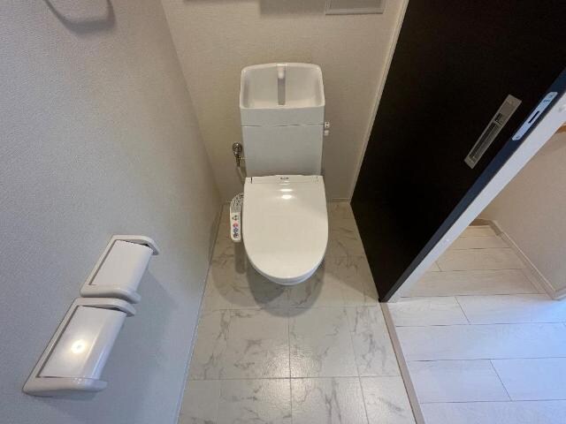 トイレ 山陽本線（中国）/倉敷駅 バス15分倉敷南高校入口下車:停歩10分 2階 築2年