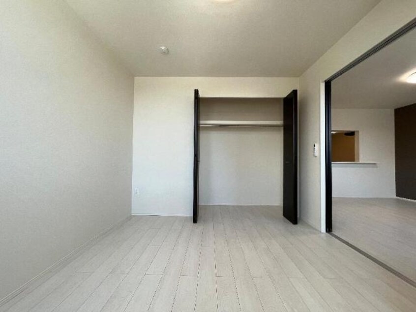 リビング 山陽本線（中国）/倉敷駅 バス15分倉敷南高校入口下車:停歩10分 2階 築2年