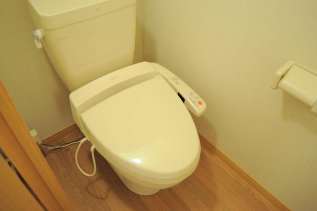 備品や設備仕様は号室等により異なります現地をご確認下さい。 山陽本線（中国）/倉敷駅 徒歩24分 2階 築17年