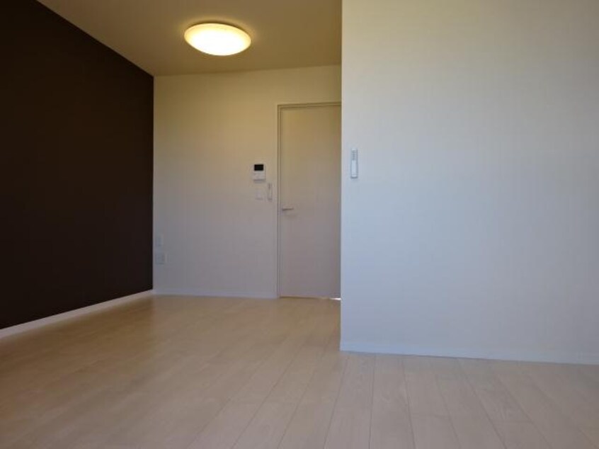 リビング 山陽本線（中国）/西阿知駅 徒歩6分 2階 築9年