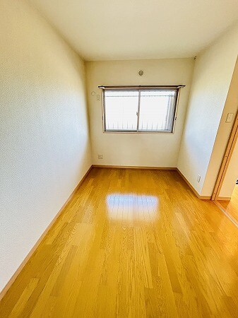  井原鉄道井原線/川辺宿駅 徒歩15分 3階 築13年