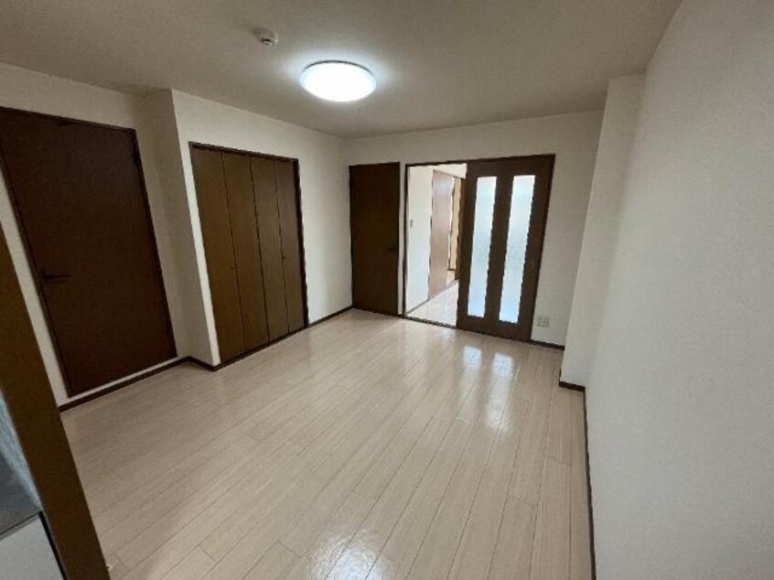 リビング 山陽本線（中国）/倉敷駅 バス16分大高下車:停歩8分 2階 築28年