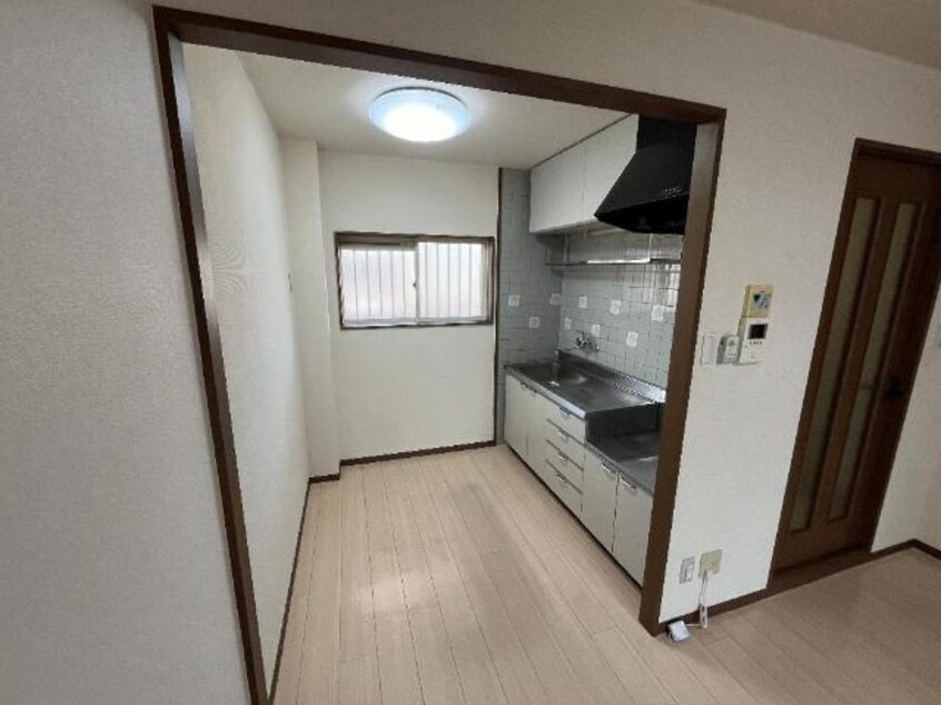 キッチン 山陽本線（中国）/倉敷駅 バス16分大高下車:停歩8分 2階 築28年