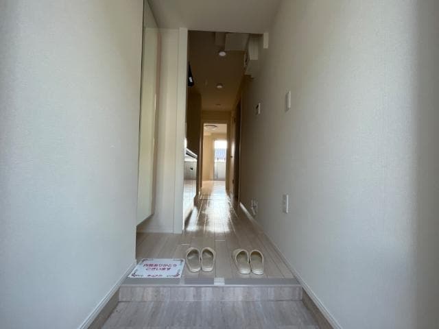 玄関 山陽本線（中国）/新倉敷駅 徒歩20分 1階 築5年