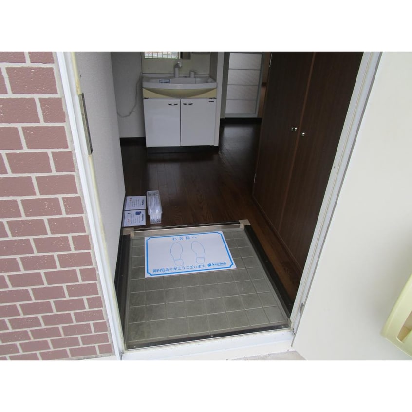 玄関 吉備線<桃太郎線>/東総社駅 徒歩4分 2階 築37年