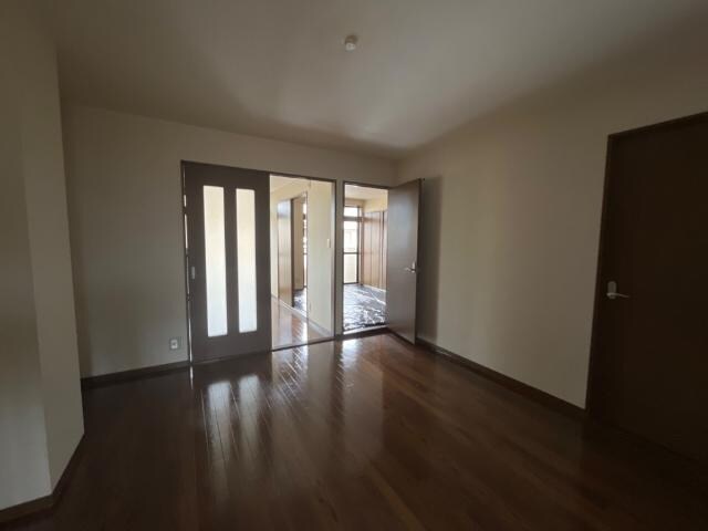 リビング 山陽本線（中国）/西阿知駅 徒歩26分 1階 築26年