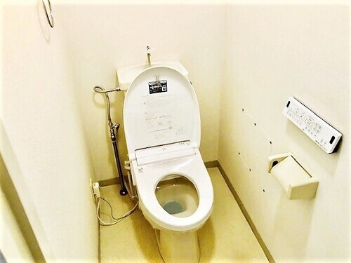 洗浄機能付き便座　※2021年10月撮影 山陽本線（中国）/倉敷駅 徒歩8分 11階 築36年