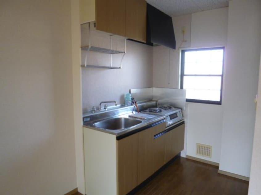 リビング 山陽本線（中国）/新倉敷駅 徒歩55分 2階 築30年