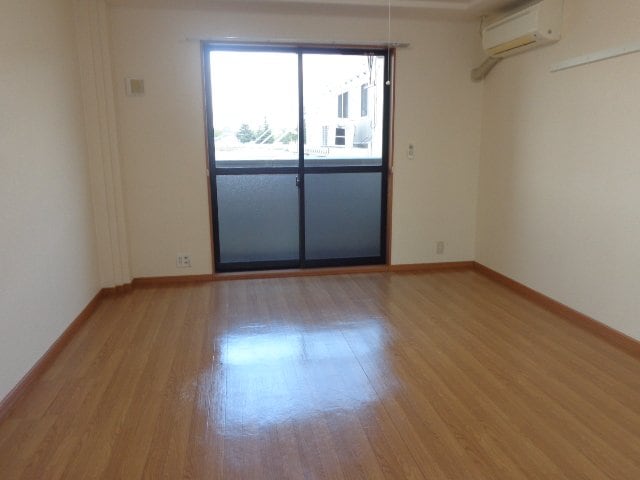 室内 山陽本線（中国）/新倉敷駅 バス15分東小高地下車:停歩5分 2階 築18年