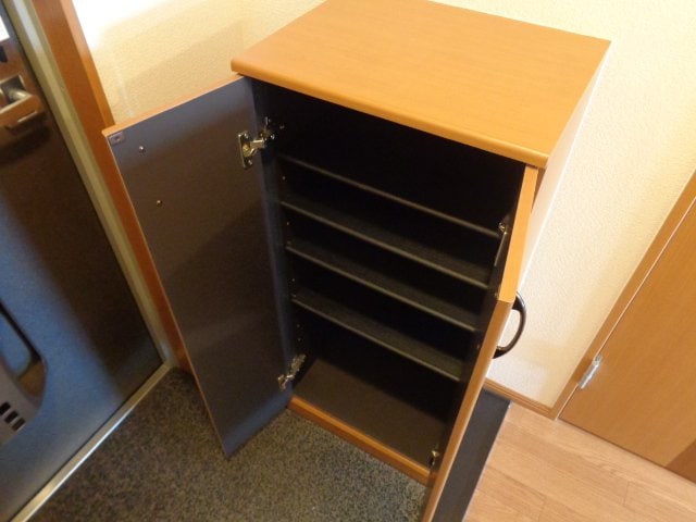 下駄箱 山陽本線（中国）/新倉敷駅 バス15分東小高地下車:停歩5分 2階 築18年