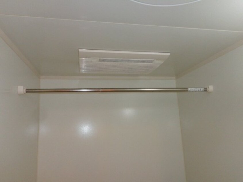 浴室乾燥機 山陽本線（中国）/新倉敷駅 バス15分東小高地下車:停歩5分 2階 築18年