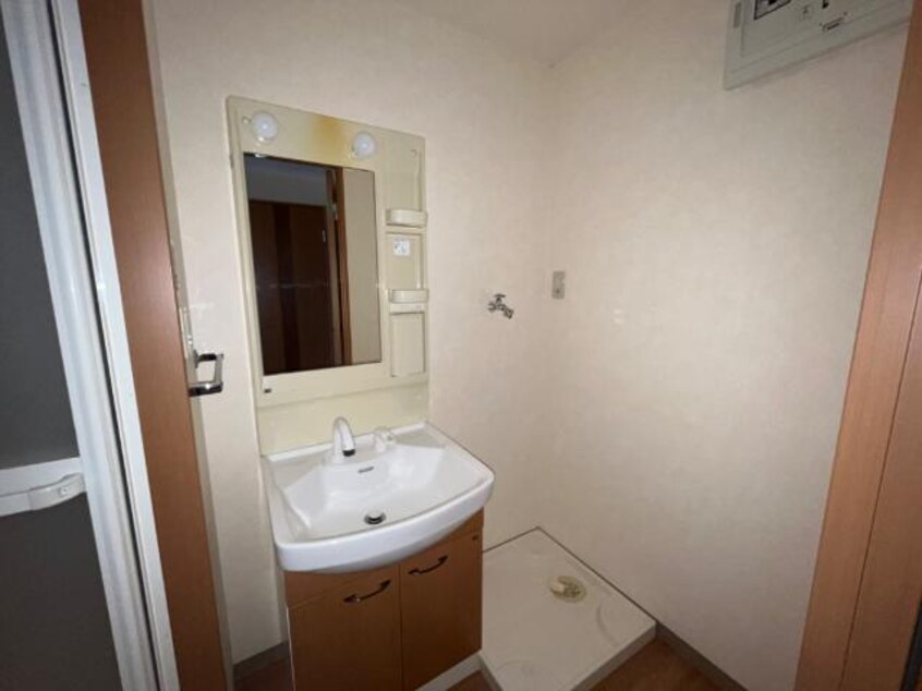 洗面 伯備線/総社駅 徒歩20分 1階 築18年