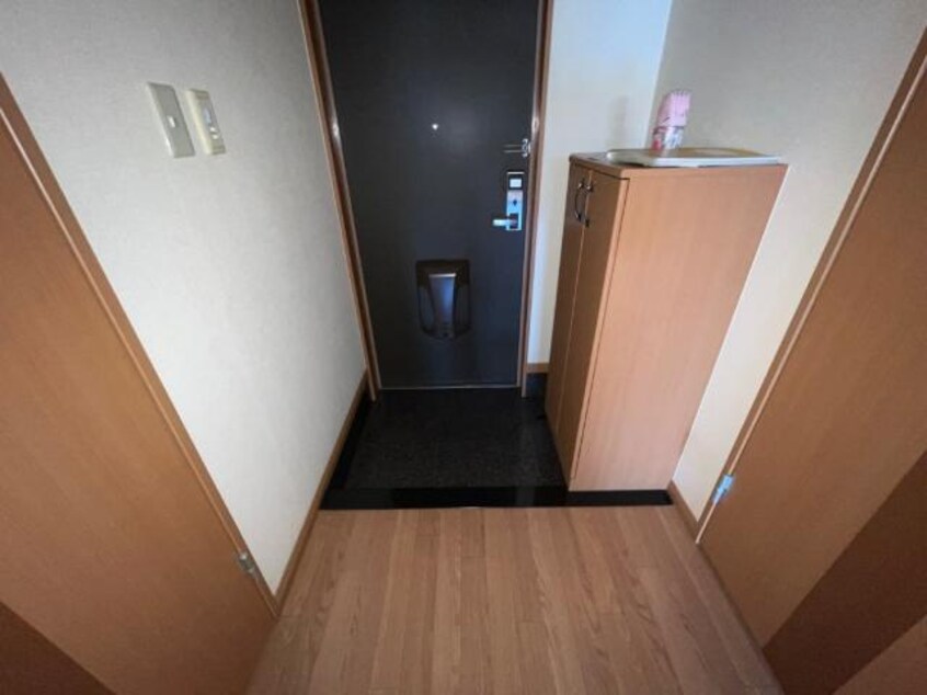 玄関 伯備線/総社駅 徒歩20分 1階 築18年