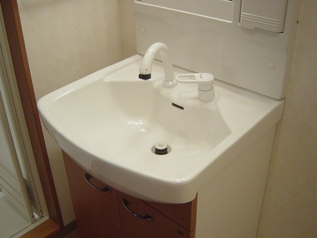 洗面 山陽本線（中国）/新倉敷駅 バス15分東小高地下車:停歩5分 1階 築18年