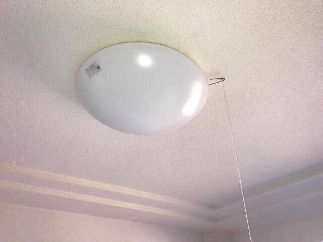 照明器具 山陽本線（中国）/新倉敷駅 バス15分東小高地下車:停歩5分 1階 築18年