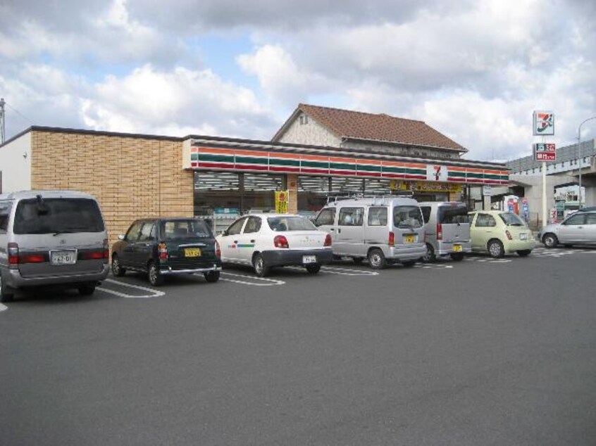 セブンイレブンまで50ｍ 水島臨海鉄道水島本線/西富井駅 徒歩13分 2階 築16年