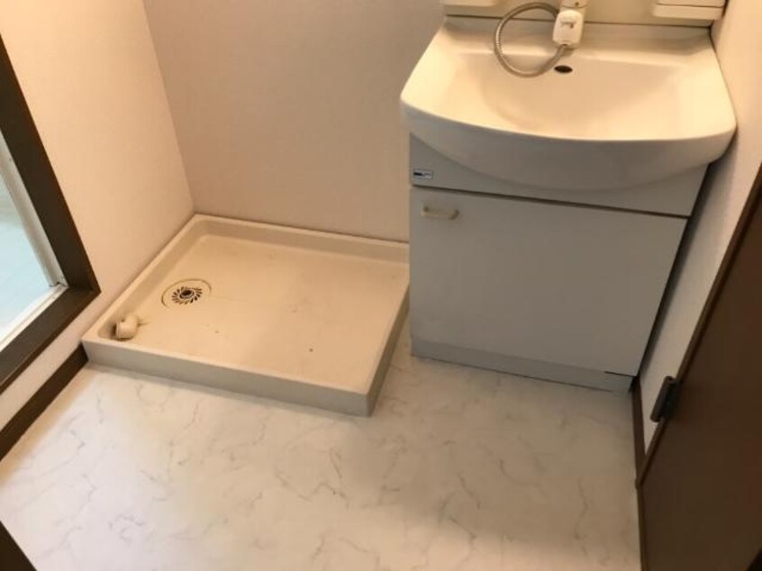 洗面所 山陽本線（中国）/倉敷駅 徒歩18分 2階 築28年