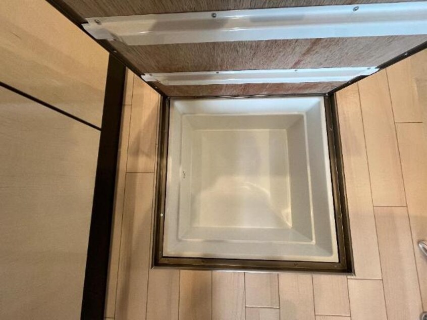 床下収納 山陽本線（中国）/新倉敷駅 徒歩42分 1階 1年未満