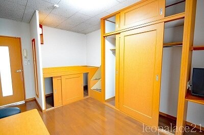 備品や設備仕様は号室等により異なります現地をご確認下さい。 山陽本線（中国）/倉敷駅 徒歩23分 2階 築24年