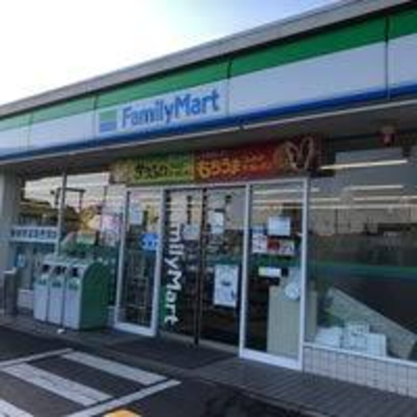 ファミリーマート 倉敷大内店(コンビニ)まで676m 山陽本線（中国）/倉敷駅 徒歩23分 2階 築23年
