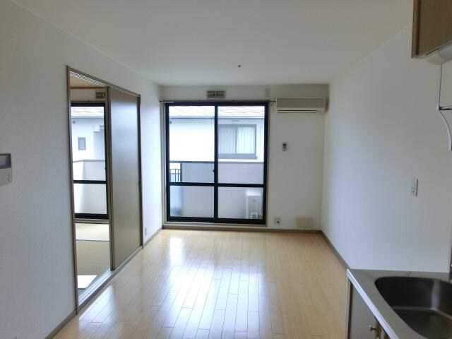 リビング 水島臨海鉄道水島本線/水島駅 徒歩24分 2階 築27年