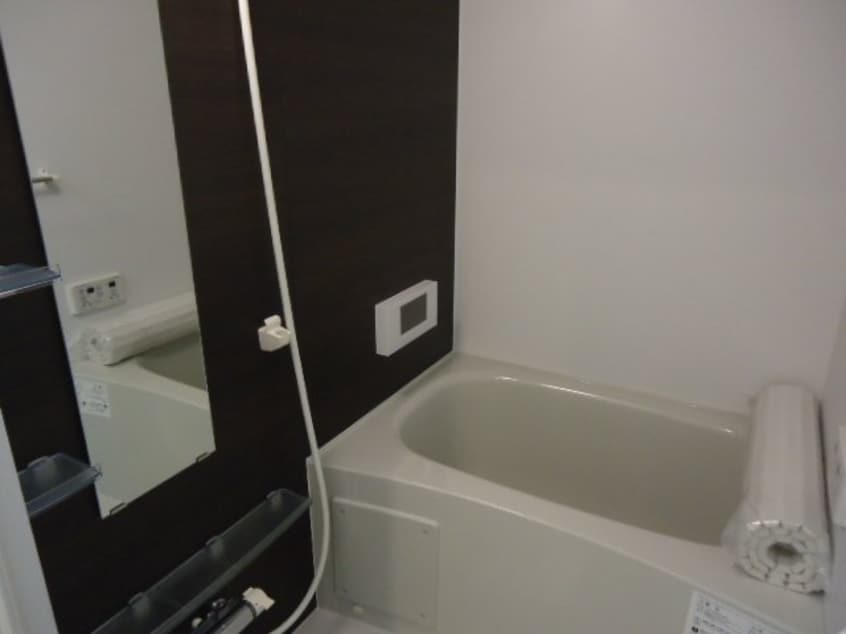 浴室 水島臨海鉄道水島本線/西富井駅 徒歩4分 1階 築11年