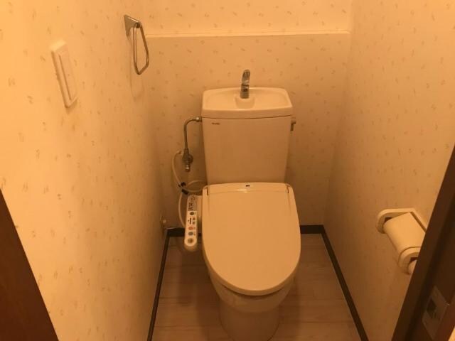 シャワー付トイレ イターナル壱番館