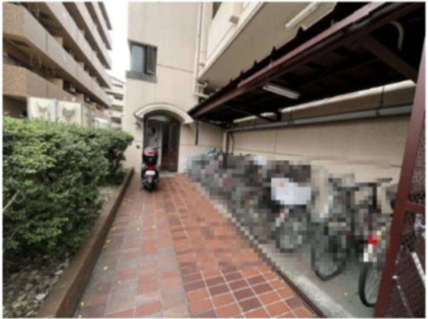  水島臨海鉄道水島本線/球場前駅 徒歩17分 3階 築40年