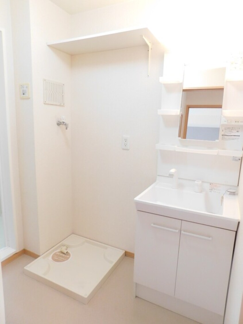  山陽本線（中国）/新倉敷駅 バス6分玉商グランド前下車:停歩45分 2階 築18年