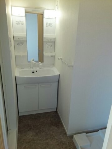  水島臨海鉄道水島本線/西富井駅 徒歩8分 1階 築14年