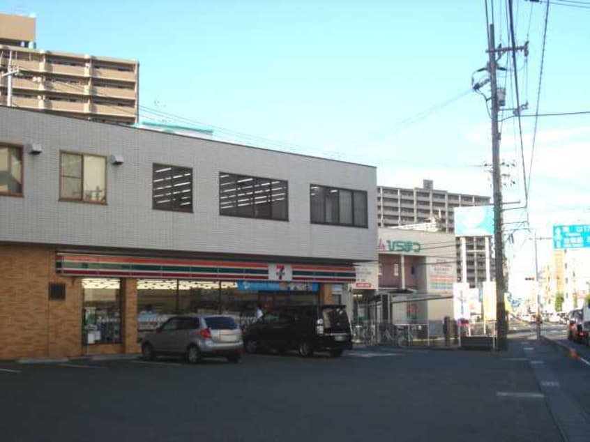 セブンイレブン倉敷昭和1丁目店まで765ｍ 山陽本線（中国）/倉敷駅 徒歩8分 1階 築11年