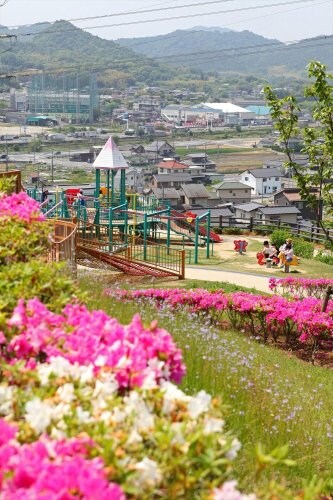 つばきの丘運動公園(公園)まで2078m 山陽本線（中国）/里庄駅 徒歩3分 1階 1年未満