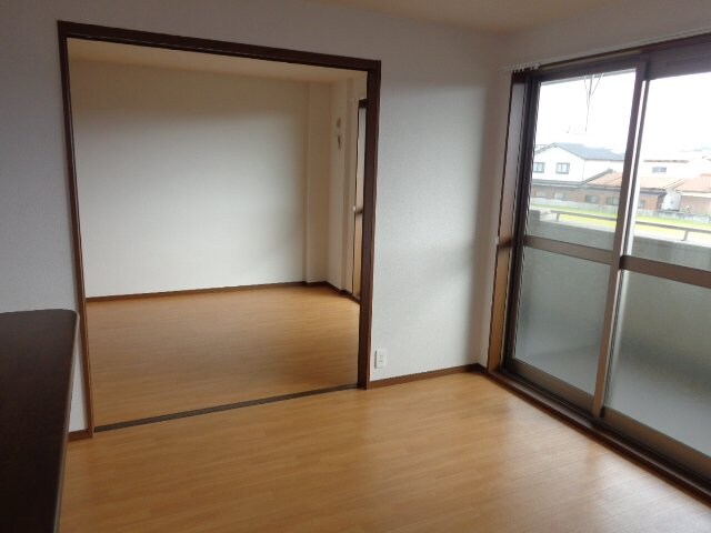 リビング 山陽本線（中国）/新倉敷駅 バス10分玉島支所入口下車:停歩10分 2階 築14年