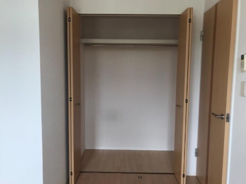 収納 山陽本線（中国）/新倉敷駅 バス10分玉商グランド前下車:停歩12分 2階 築13年