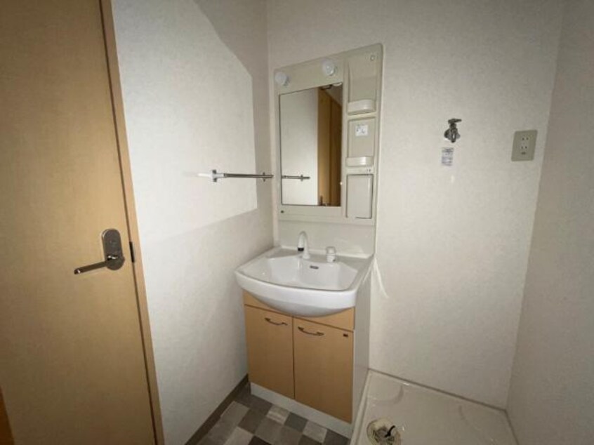 洗面 山陽新幹線（中国・九州）/新倉敷駅 徒歩10分 1階 築17年