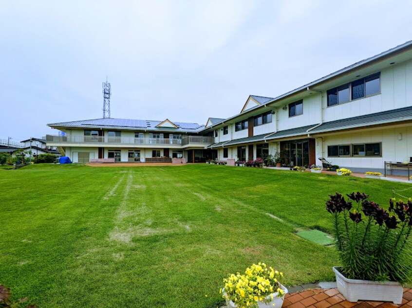 片島保育園(幼稚園/保育園)まで597m 山陽本線（中国）/西阿知駅 徒歩21分 1-2階 築10年