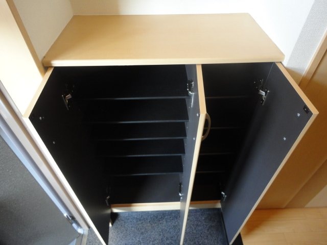 下駄箱 山陽本線（中国）/倉敷駅 バス10分四十瀬球場前下車:停歩9分 2階 築20年