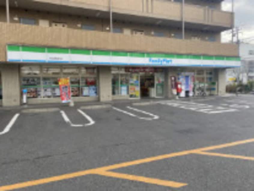 ファミリーマート 倉敷沖店(コンビニ)まで880m 山陽本線（中国）/倉敷駅 バス10分四十瀬球場前下車:停歩9分 2階 築20年