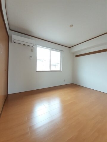  Ｃｒｅｓｔａｌｌ　ブルーベリー