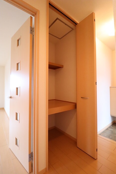  メゾンプリネール　Ａ棟