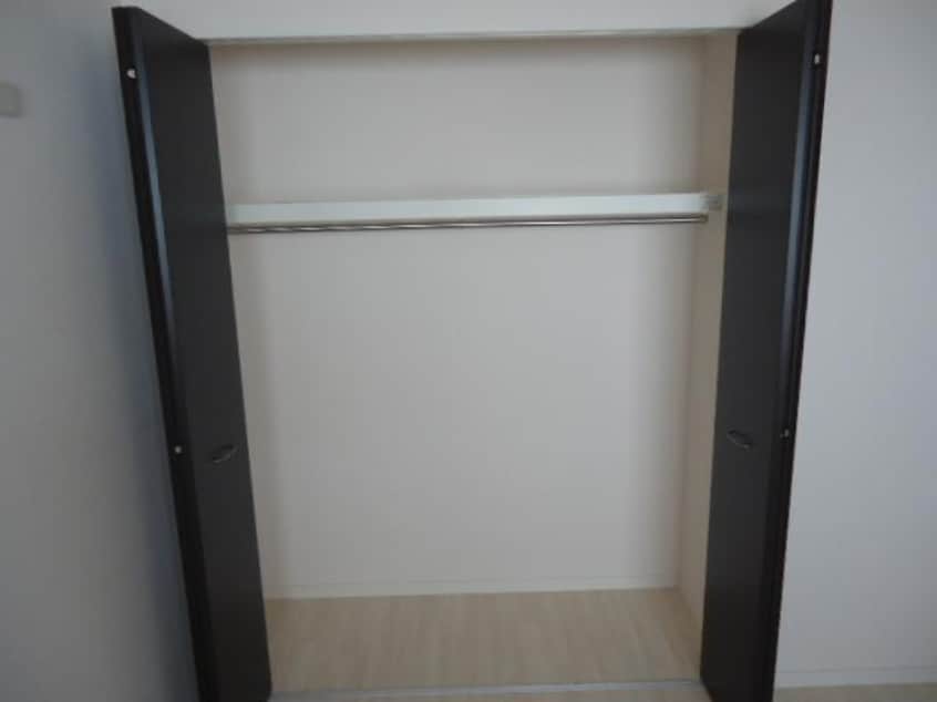 洋室 ヴァーティカル　シナモン